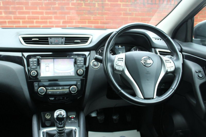 NISSAN QASHQAI
