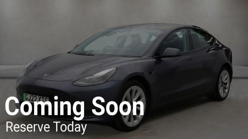 TESLA MODEL 3