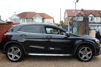 MERCEDES-BENZ GLA CLASS